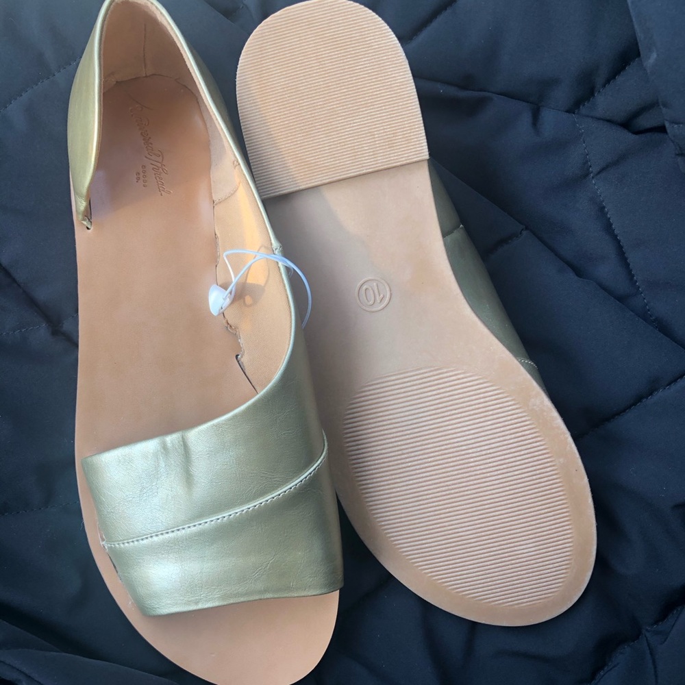 Universal Threads Slide Sandals Gold Nude Rafia - Picture 2 of 8